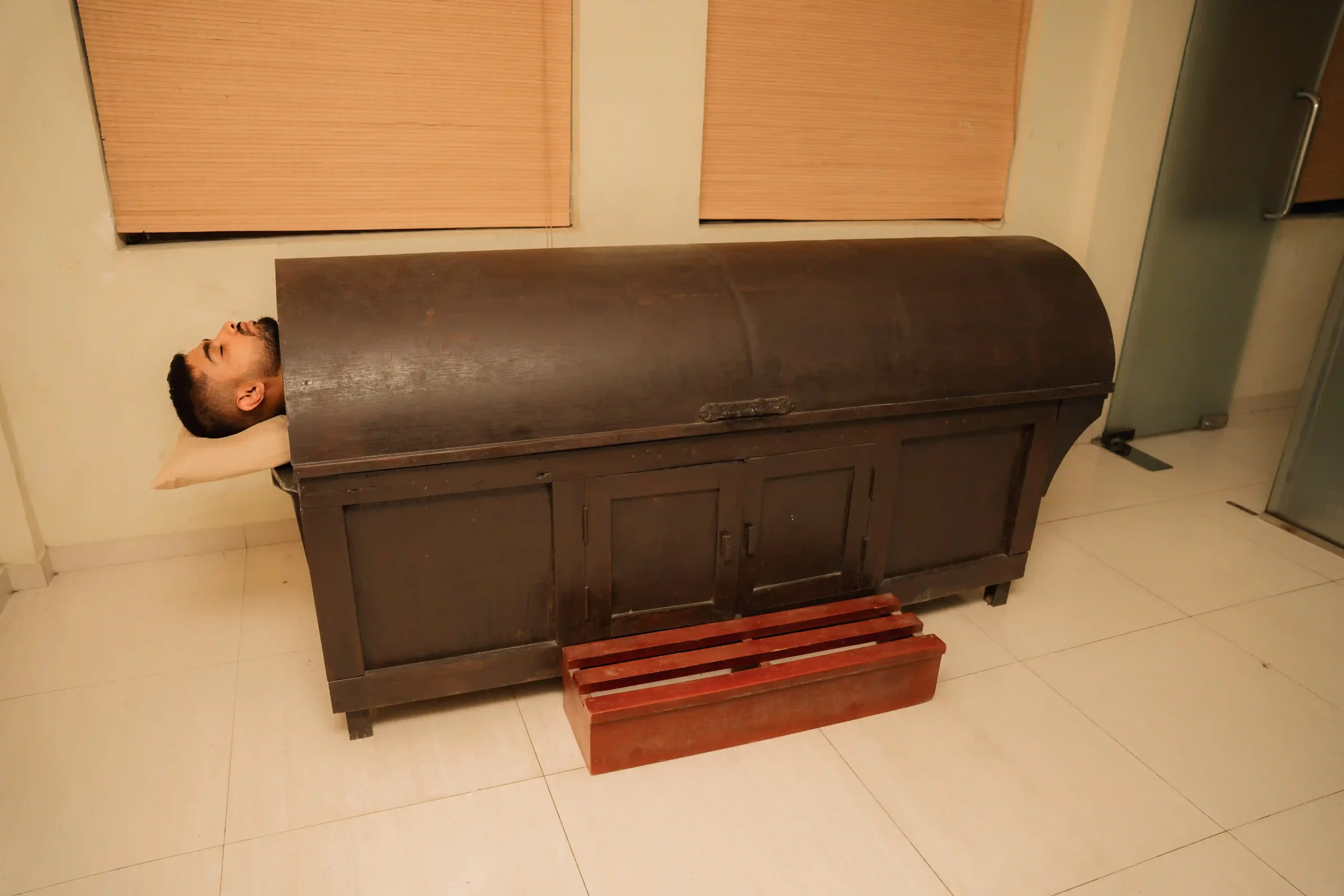 Full Body Massage & Steam Bath